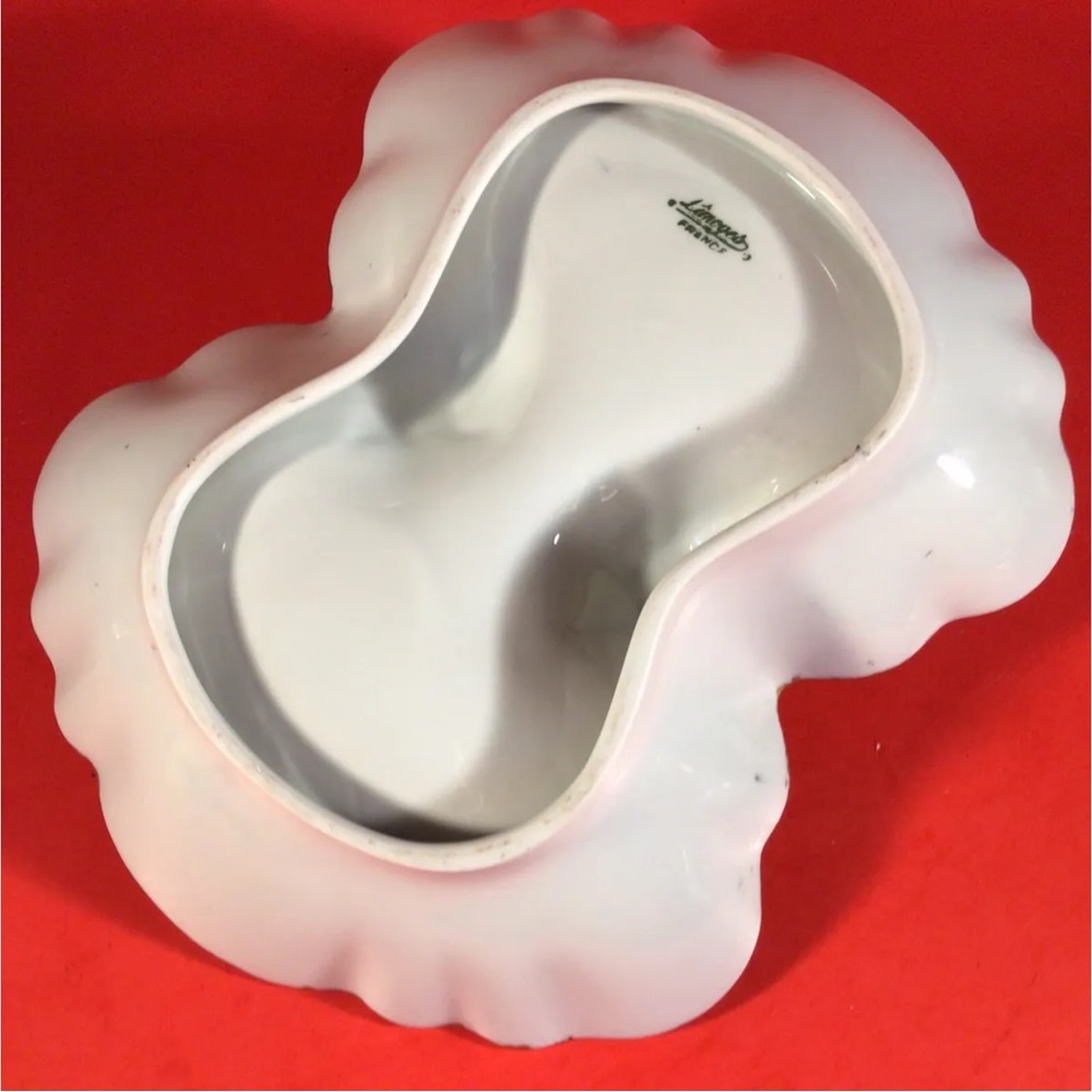 LIMOGES FRANCE DIVIDED BUTTERFLY PORCELAIN DISH - Picture 4 of 7